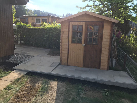 Gartenhaus-Gartenumgestaltung-4_Buerki-Garten-Bau