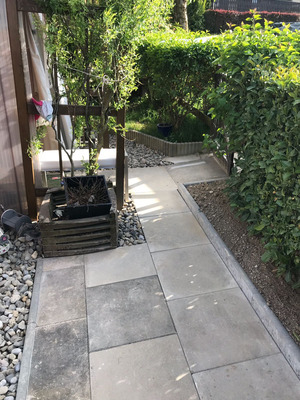Gartenhaus-Gartenumgestaltung-5_Buerki-Garten-Bau