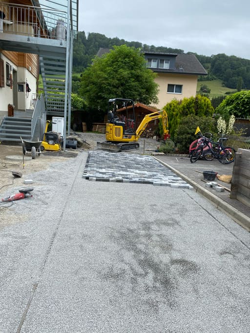 Vorplatz-erneuern-8_Buerki-Garten-Bau